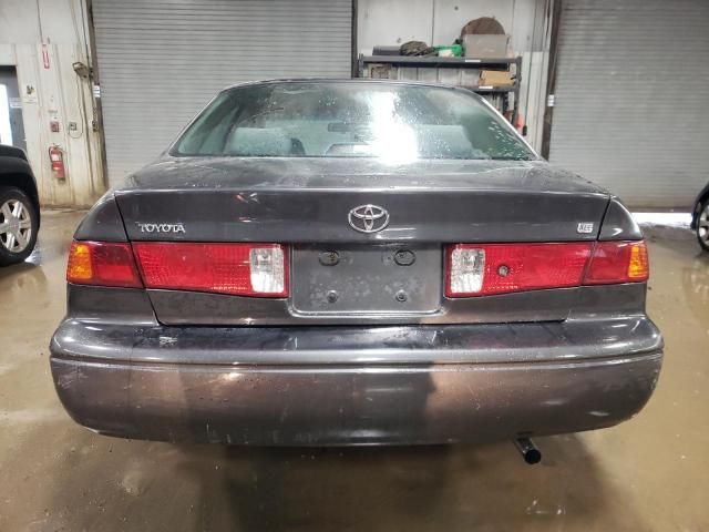 2000 Toyota Camry CE