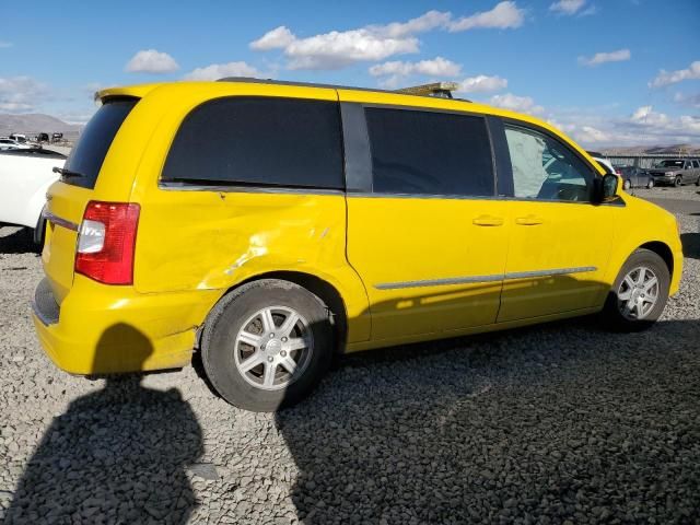 2012 Chrysler Town & Country Touring