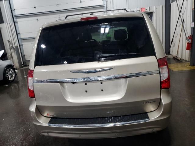 2012 Chrysler Town & Country Limited