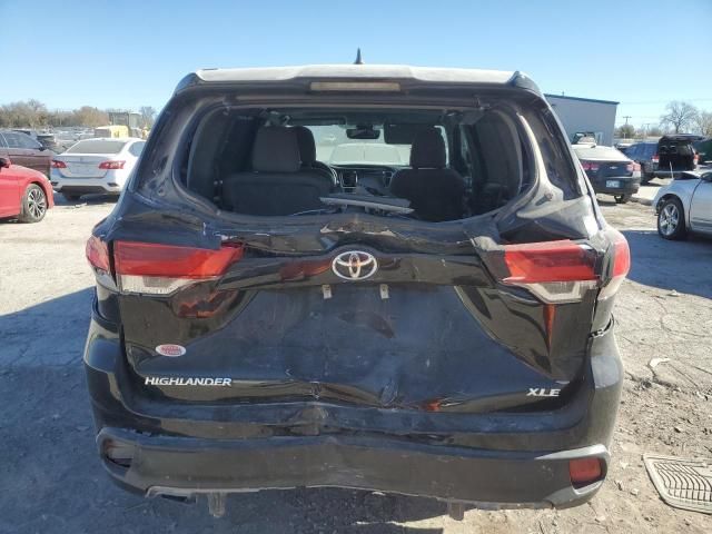 2018 Toyota Highlander SE