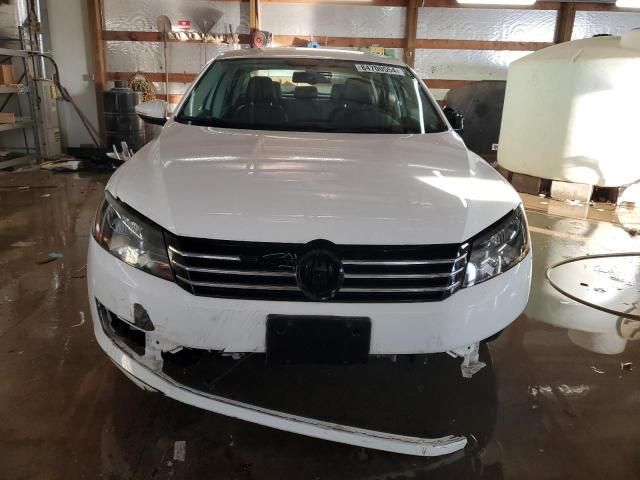 2012 Volkswagen Passat SE