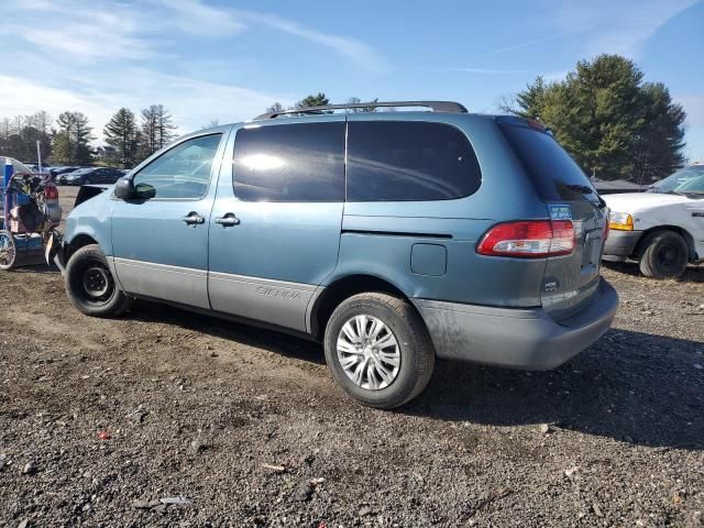 2002 Toyota Sienna LE