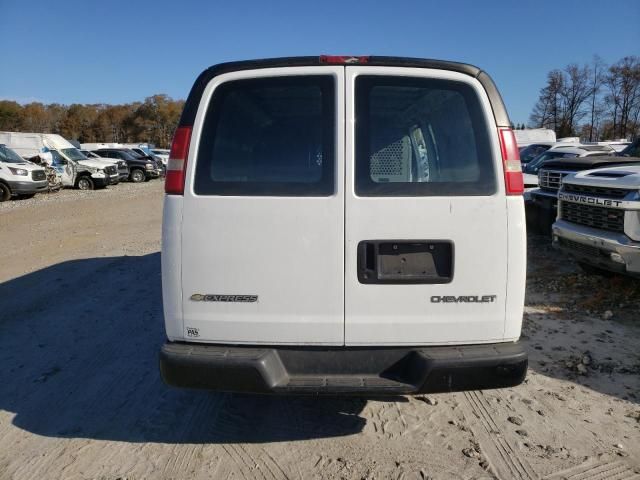 2003 Chevrolet Express G2500