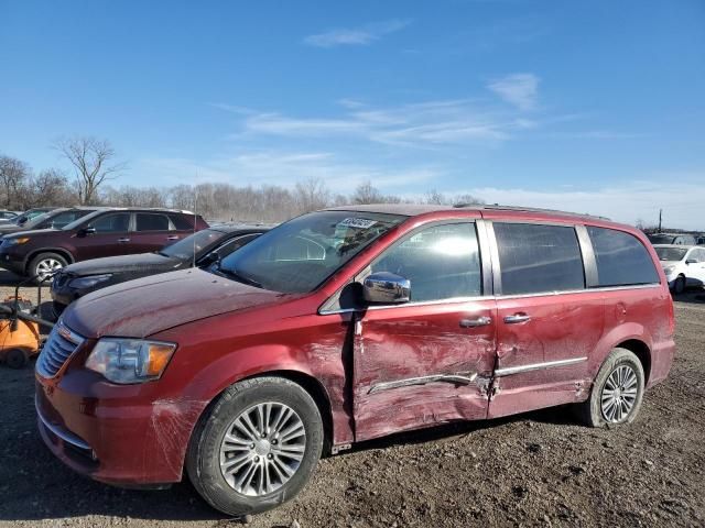 2014 Chrysler Town & Country Touring L