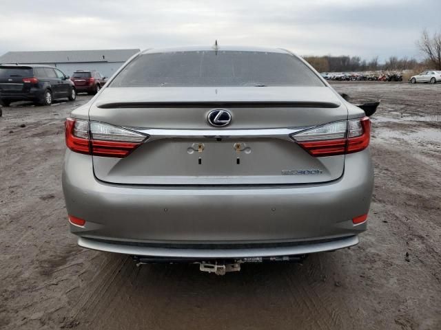 2017 Lexus ES 300H