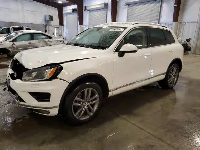 2016 Volkswagen Touareg Sport