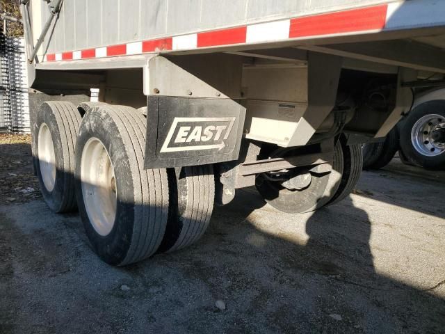 2007 East Manufacturing Trailer