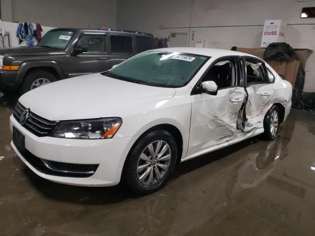 2013 Volkswagen Passat S