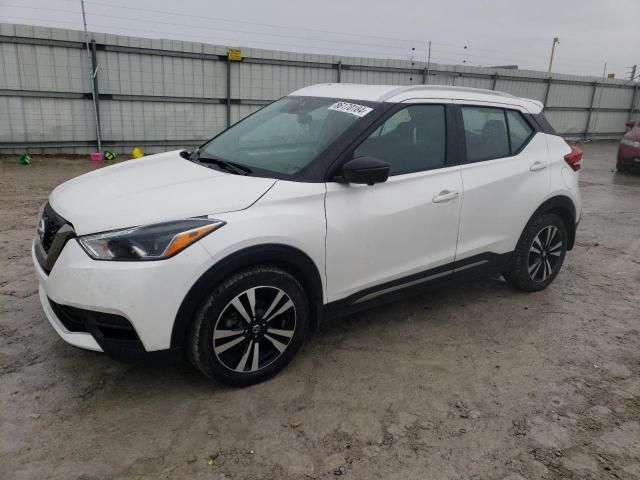 2020 Nissan Kicks SR