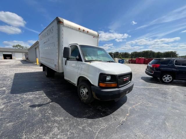 2005 GMC Savana Cutaway G3500