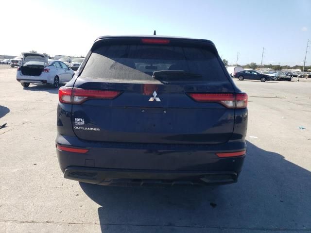 2022 Mitsubishi Outlander SE