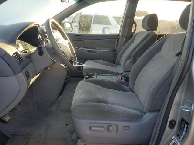 2007 Toyota Sienna CE