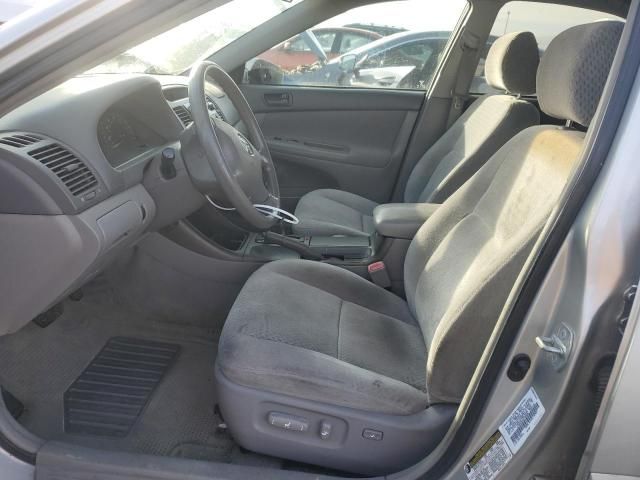 2004 Toyota Camry LE