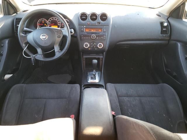 2011 Nissan Altima Base