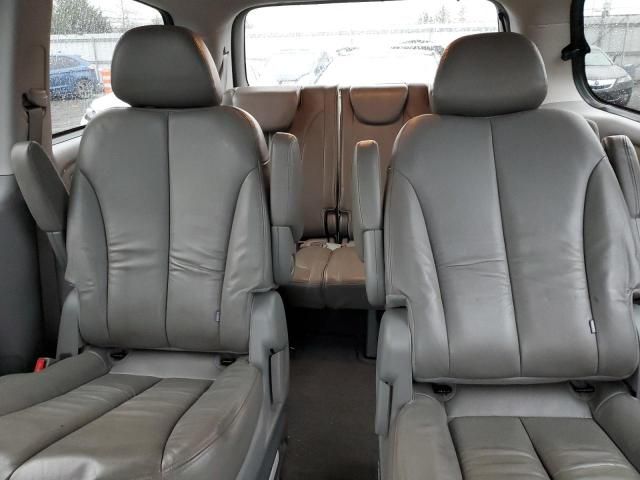 2011 KIA Sedona EX