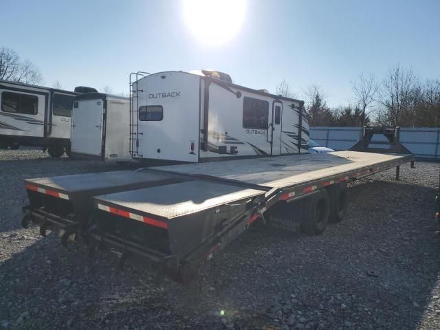 2023 East Manufacturing Trailer