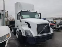 Vehiculos salvage en venta de Copart Chicago: 2004 Volvo VN VNL