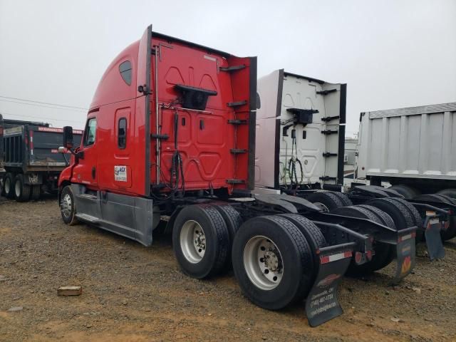 2019 Freightliner Cascadia 125