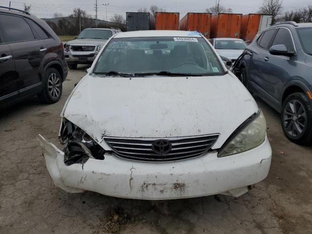 2005 Toyota Camry LE