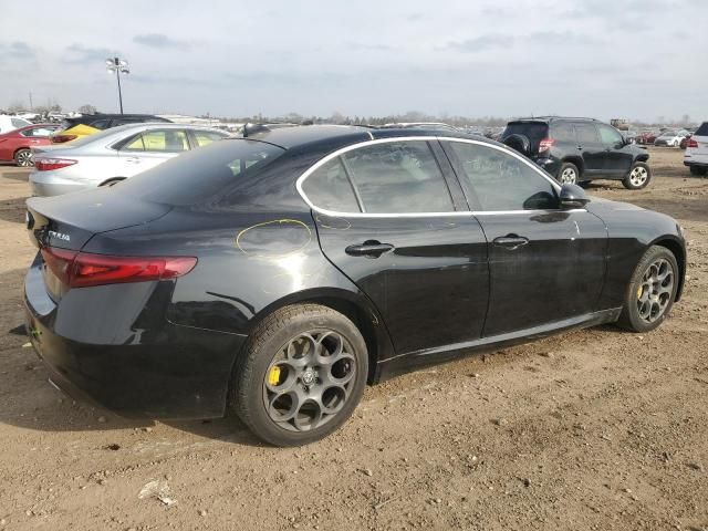 2017 Alfa Romeo Giulia Q4