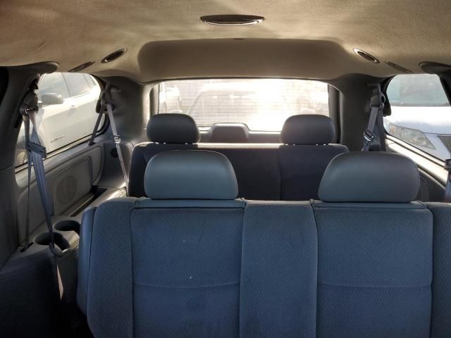 2005 Dodge Grand Caravan SE