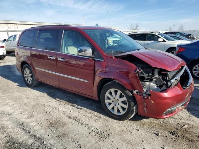 2012 Chrysler Town & Country Touring L