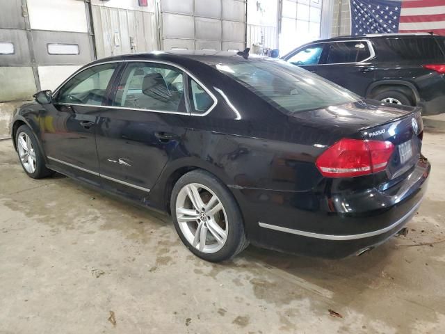 2012 Volkswagen Passat SEL