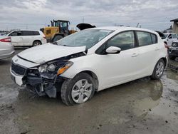 KIA Vehiculos salvage en venta: 2018 KIA Forte LX