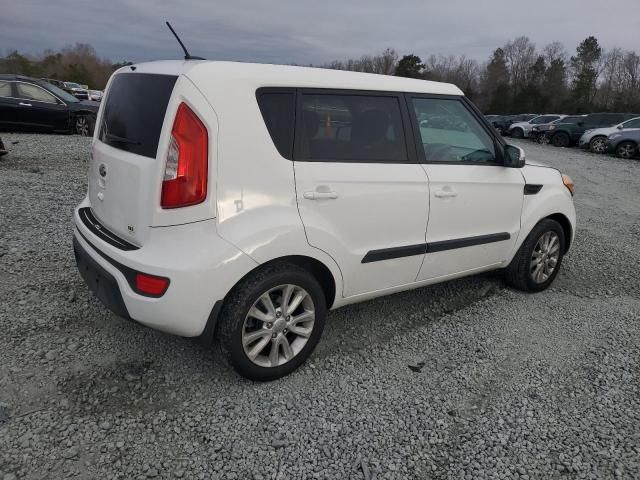 2013 KIA Soul +