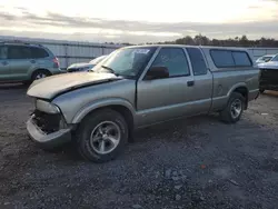 Salvage cars for sale from Copart Chicago: 2003 Chevrolet S Truck S10