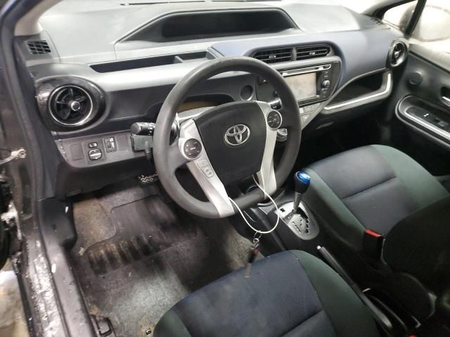 2016 Toyota Prius C