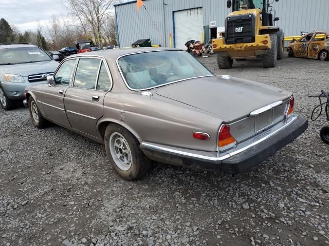 1986 Jaguar XJ6 Vanden Plas