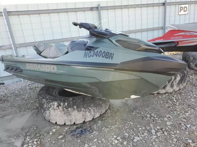 2022 Bombardier Jetski