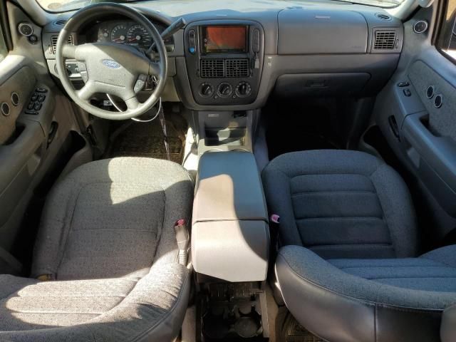 2004 Ford Explorer XLS