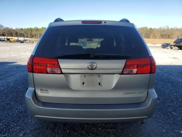 2004 Toyota Sienna XLE