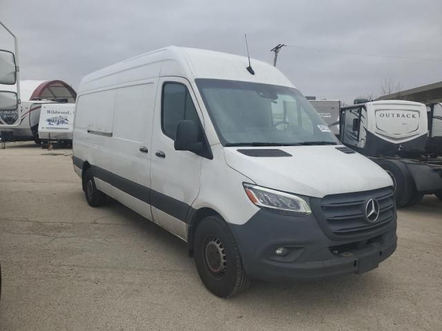 2021 Mercedes-Benz Sprinter 2500