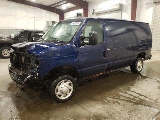 2013 Ford Econoline E350 Super Duty Van