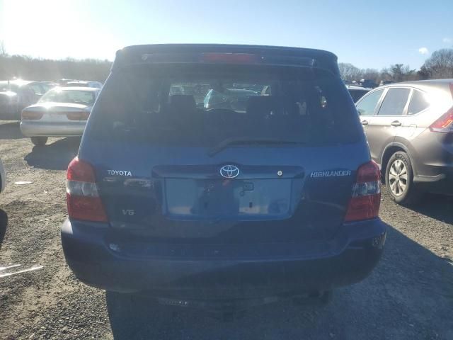 2004 Toyota Highlander Base