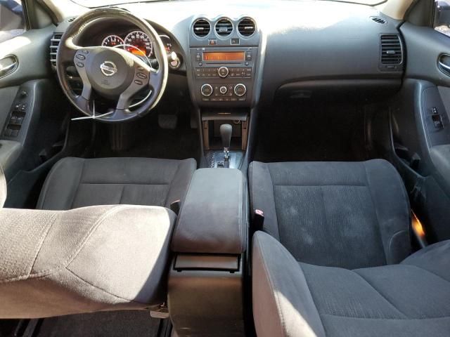 2011 Nissan Altima Base