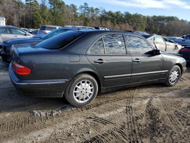 2001 Mercedes-Benz E 320