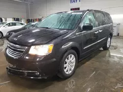 Chrysler Vehiculos salvage en venta: 2014 Chrysler Town & Country Touring