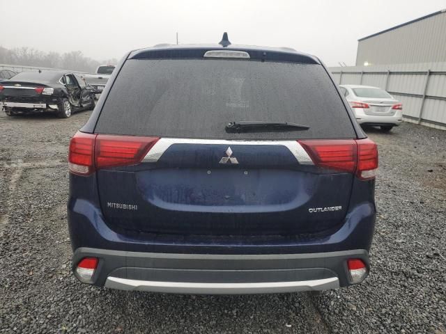 2017 Mitsubishi Outlander ES