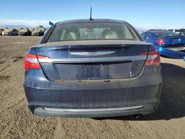 2013 Chrysler 200 Touring