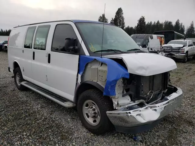 2021 Chevrolet Express G2500