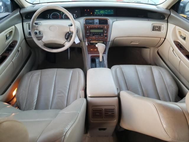 2000 Toyota Avalon XL