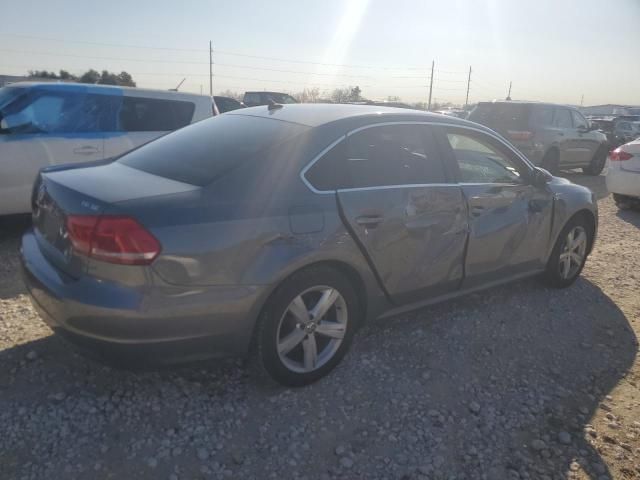 2014 Volkswagen Passat SE