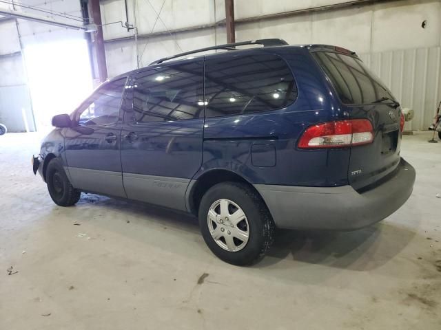 2003 Toyota Sienna CE