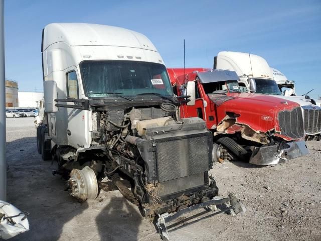 2019 Kenworth Construction T680