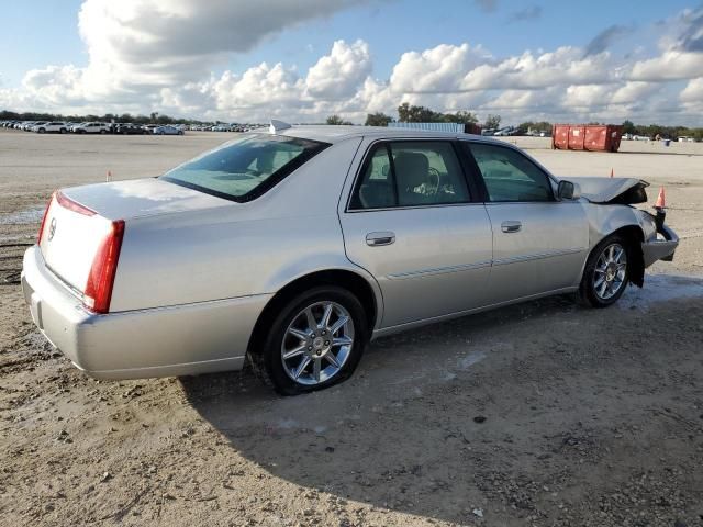 2010 Cadillac DTS Luxury Collection