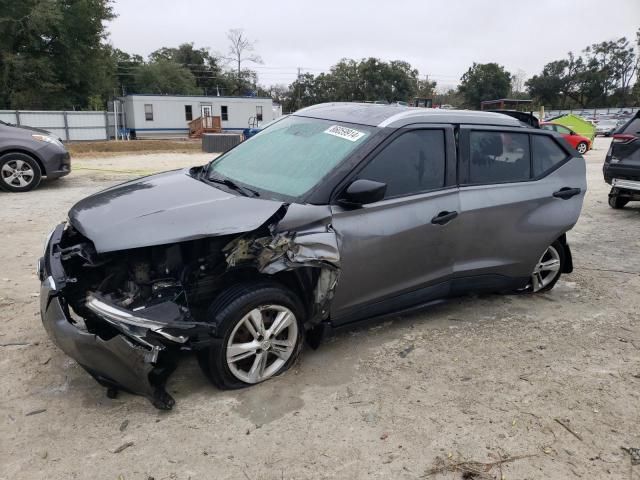 2018 Nissan Kicks S